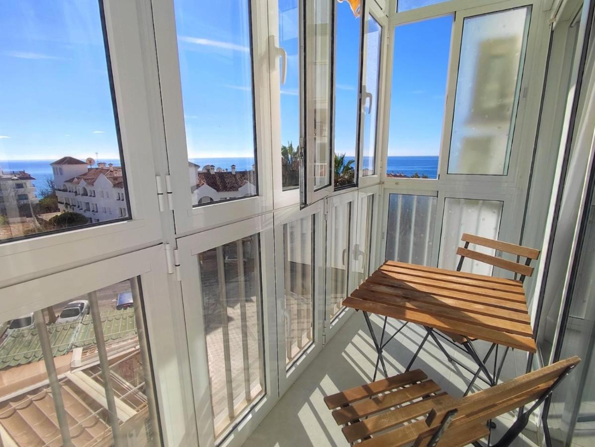 Nerja Gaviota Holidays Piscina Y Playa المظهر الخارجي الصورة