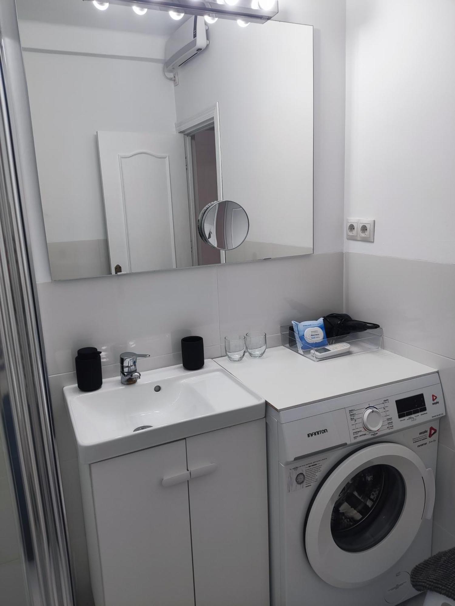Nerja Gaviota Holidays Piscina Y Playa المظهر الخارجي الصورة