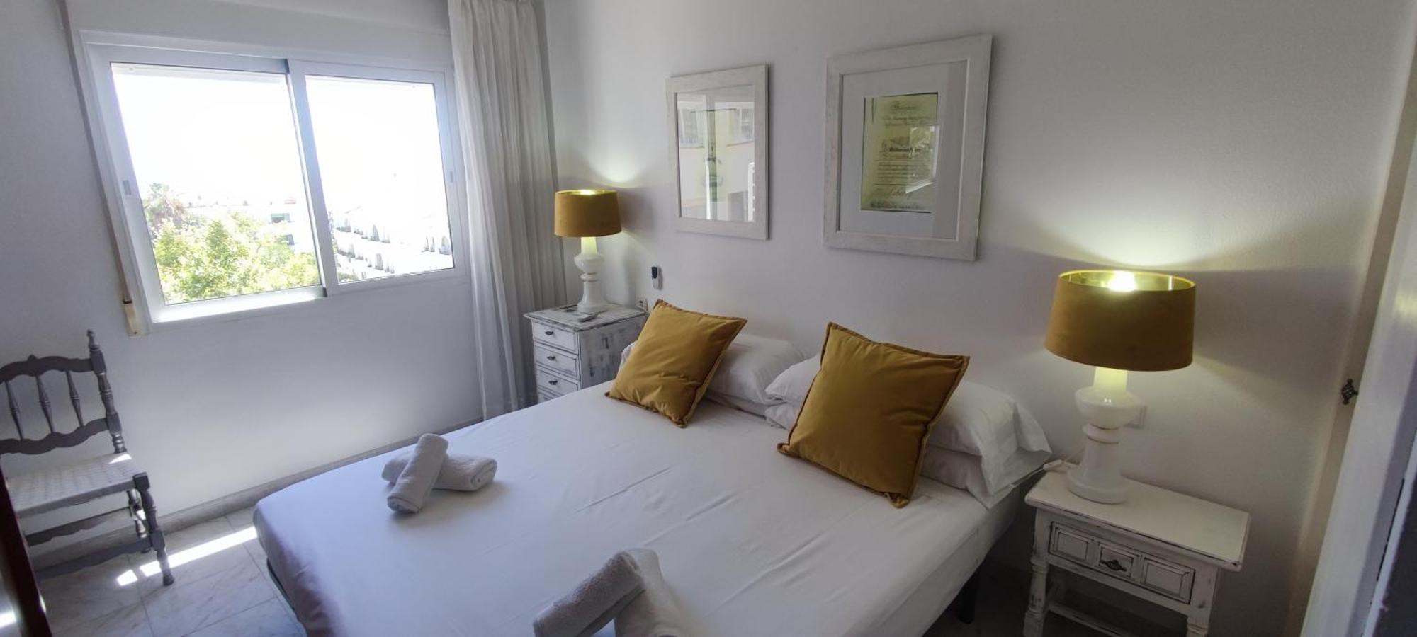 Nerja Gaviota Holidays Piscina Y Playa المظهر الخارجي الصورة