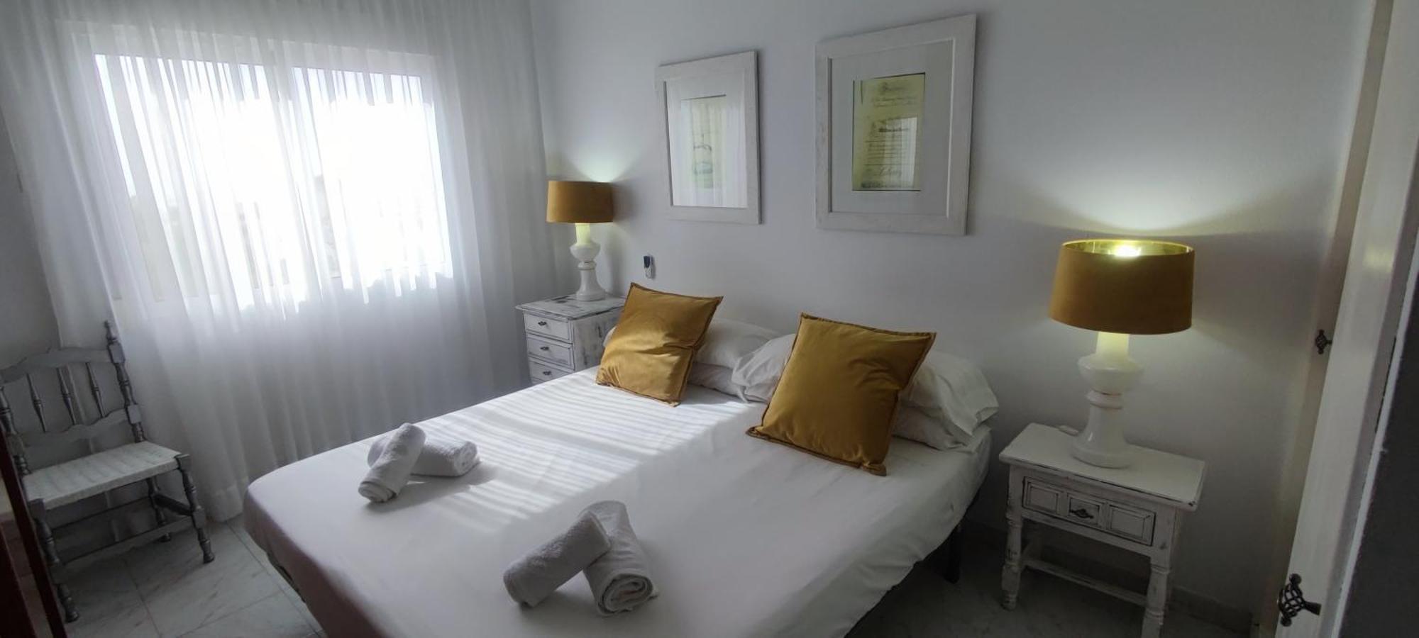 Nerja Gaviota Holidays Piscina Y Playa المظهر الخارجي الصورة
